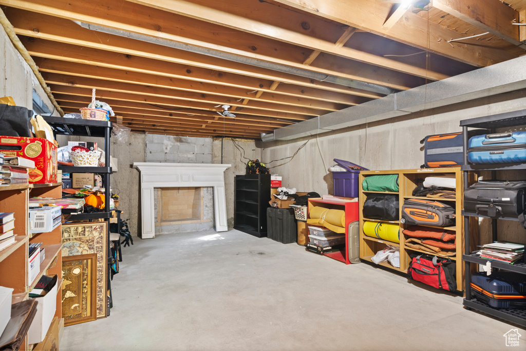 5415 S 300 W Washington Terrace, UT 84405