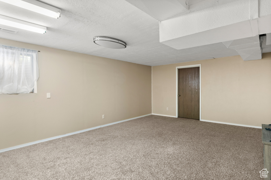 5415 S 300 W Washington Terrace, UT 84405