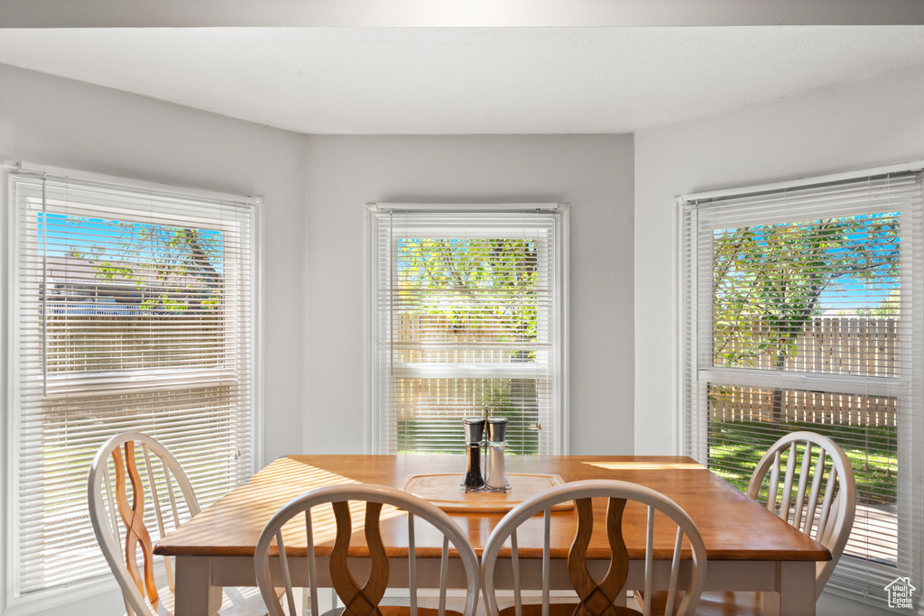 5415 S 300 W Washington Terrace, UT 84405