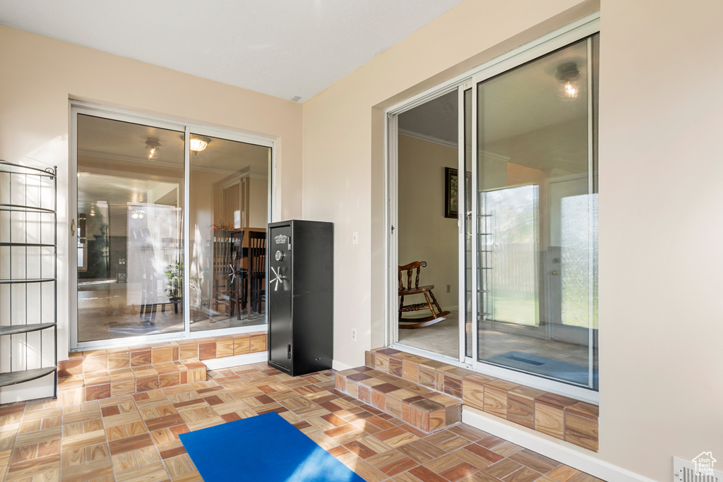 5415 S 300 W Washington Terrace, UT 84405