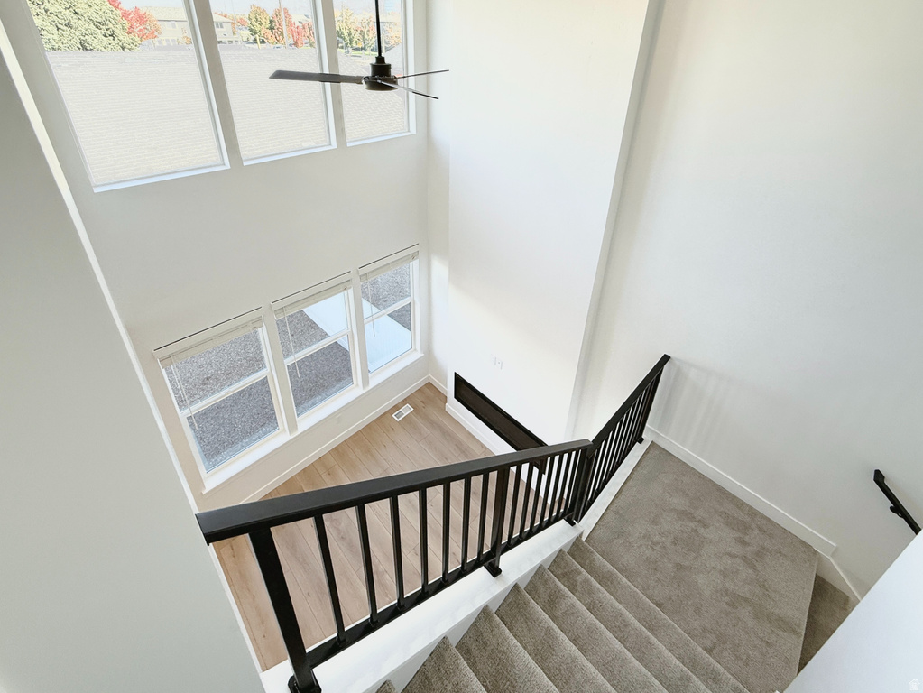 283 E VAUGHN LN #12 Midvale, UT 84047