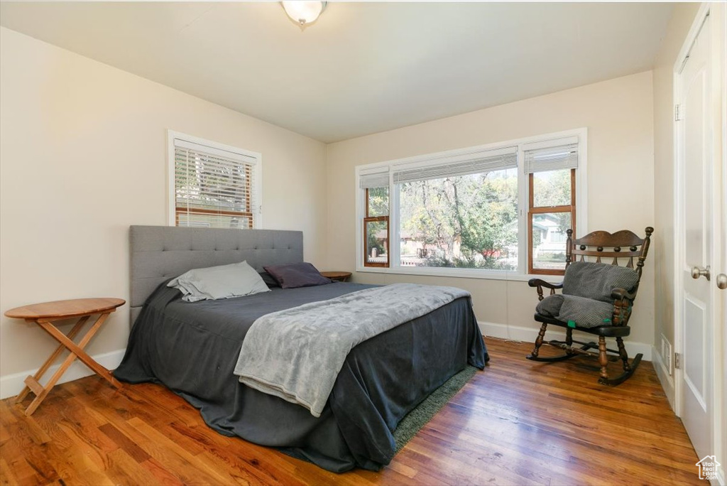 Photo 11 for MLS #2116108 at 346 E Center St