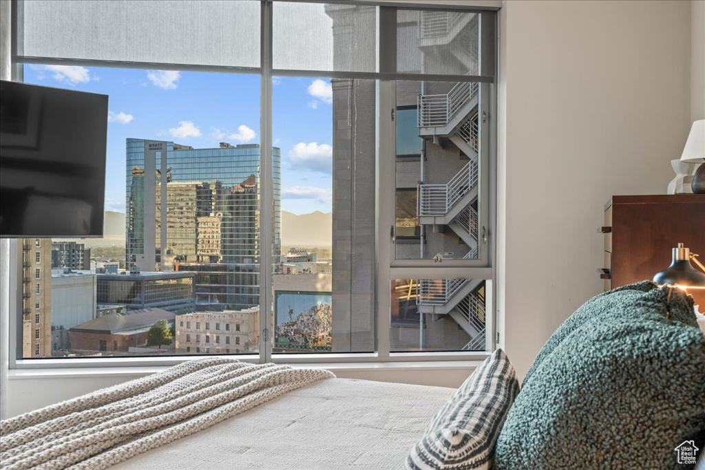 Photo 15 for MLS #2116110 at 35 E 100 South #807