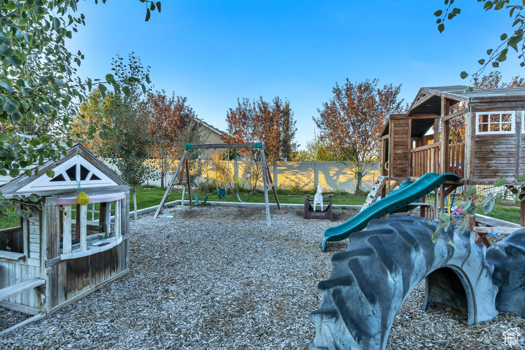 Photo 39 for MLS #2116112 at 811 S 2300 West