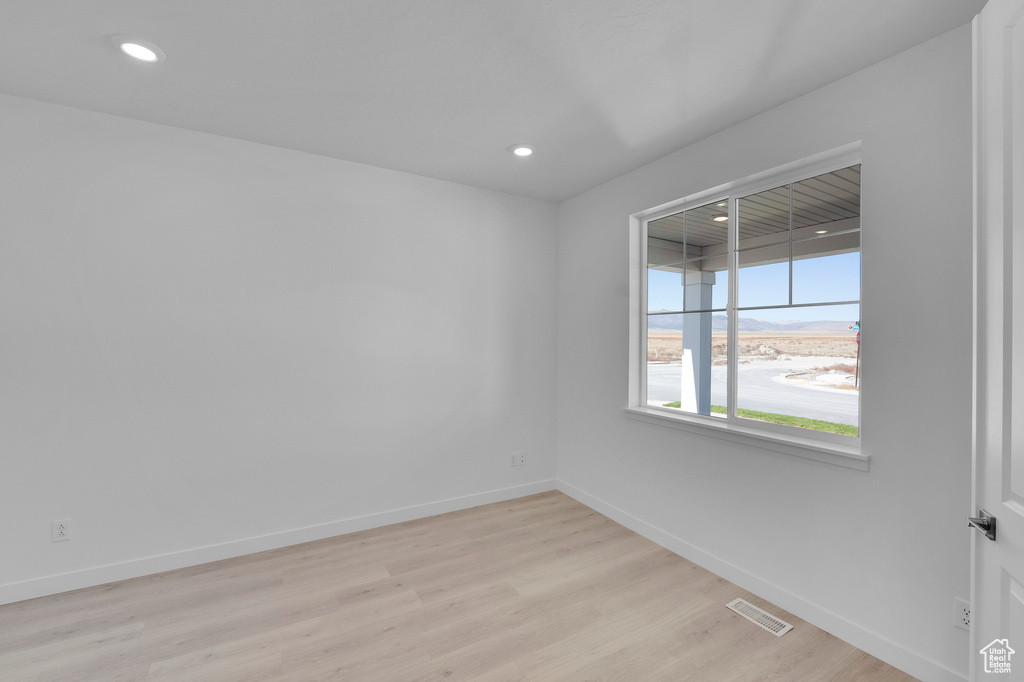 Photo 9 for MLS #2116116 at 1144 E Horseshoe Way #507