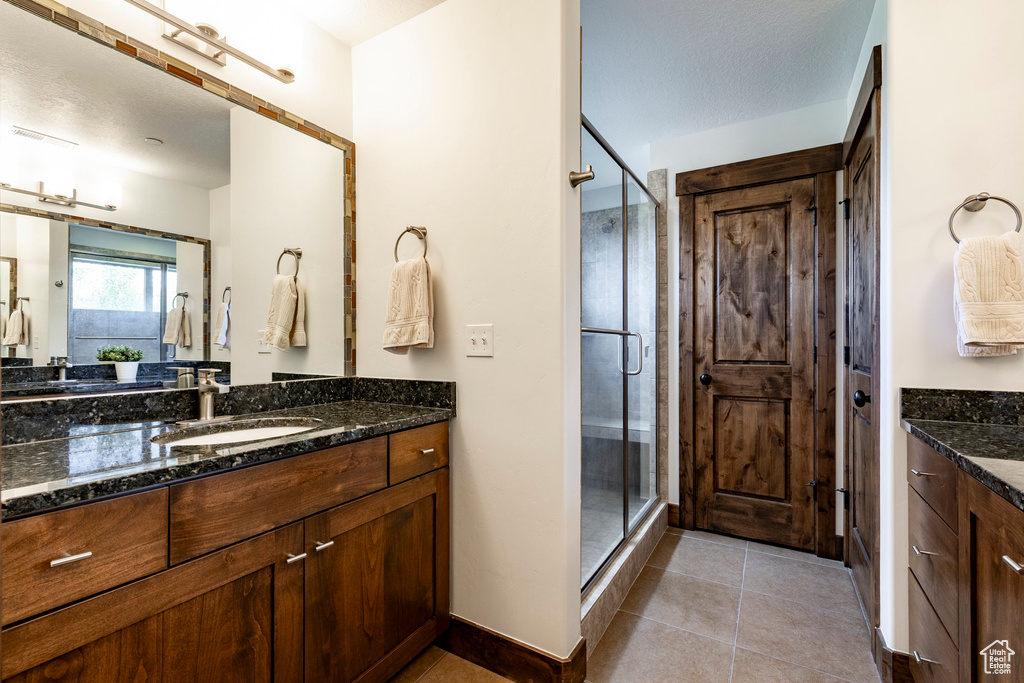 Photo 21 for MLS #2116119 at 924 W Abigail Dr