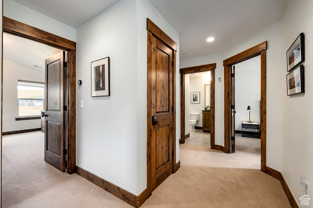 Photo 23 for MLS #2116119 at 924 W Abigail Dr