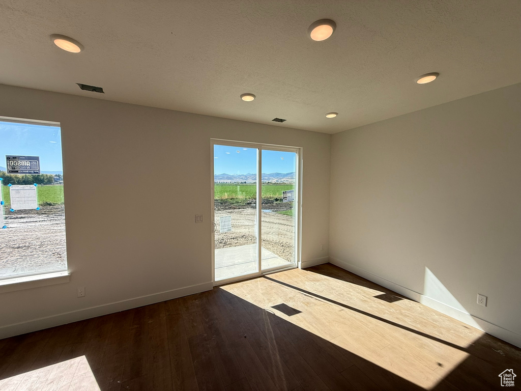 730 E 1250 S Hyrum, UT 84319