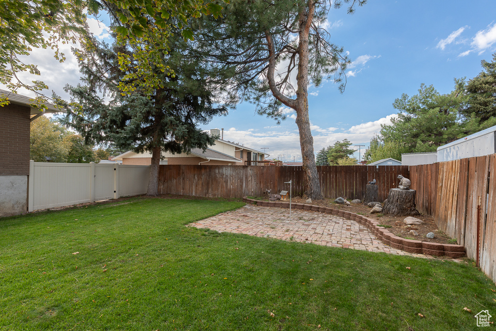 Photo 10 for MLS #2116126 at 1747 E Sugarloaf Dr
