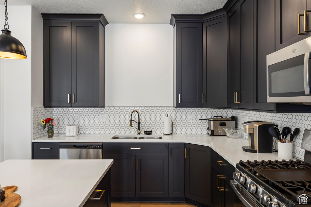 3263 N 3450 W Plain City, UT 84404