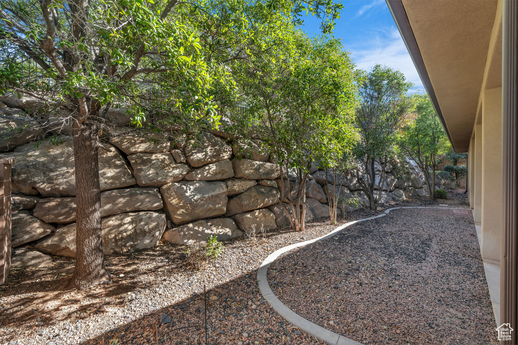 Photo 21 for MLS #2116137 at 587 E Amiata Way