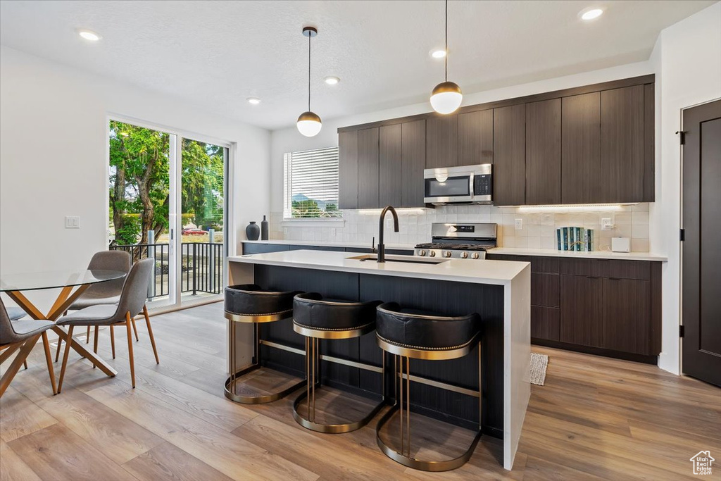 293 E VAUGHN LN #15 Midvale, UT 84047