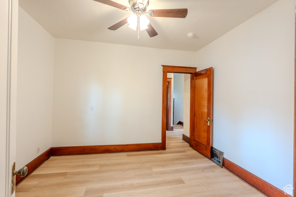 Photo 12 for MLS #2116148 at 335 S Main St