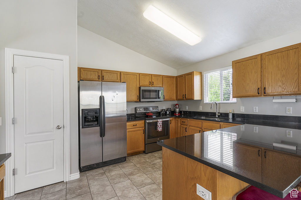 2257 N 830 W West Bountiful, UT 84087