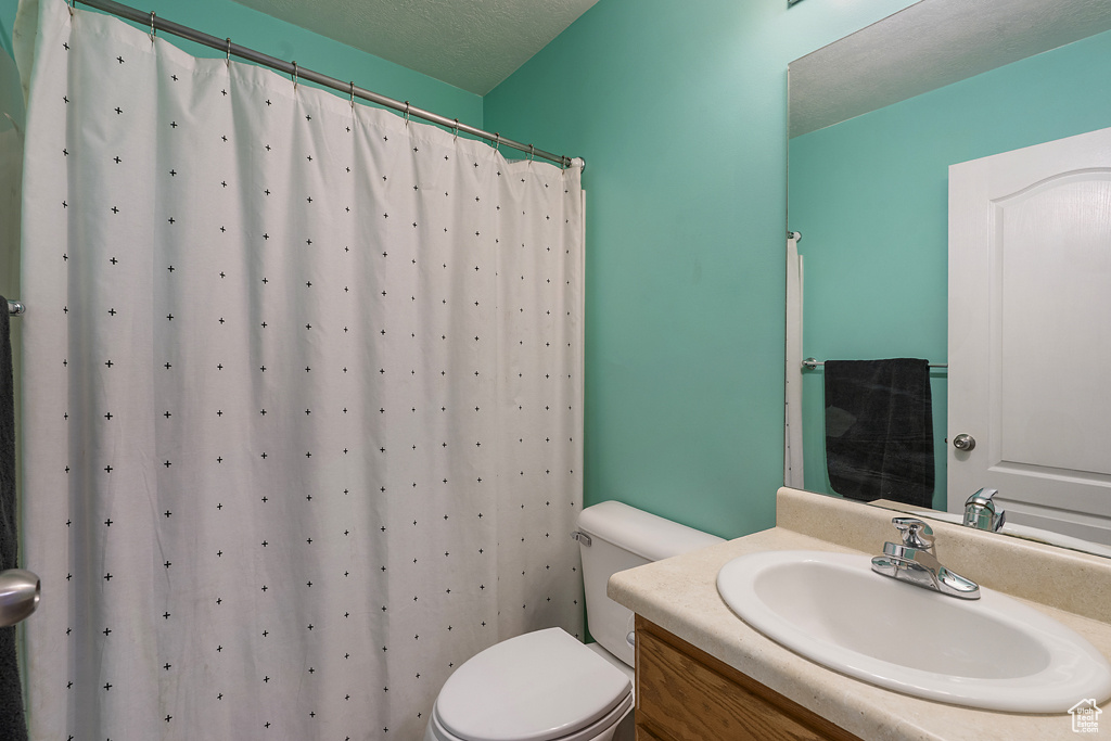 2257 N 830 W West Bountiful, UT 84087