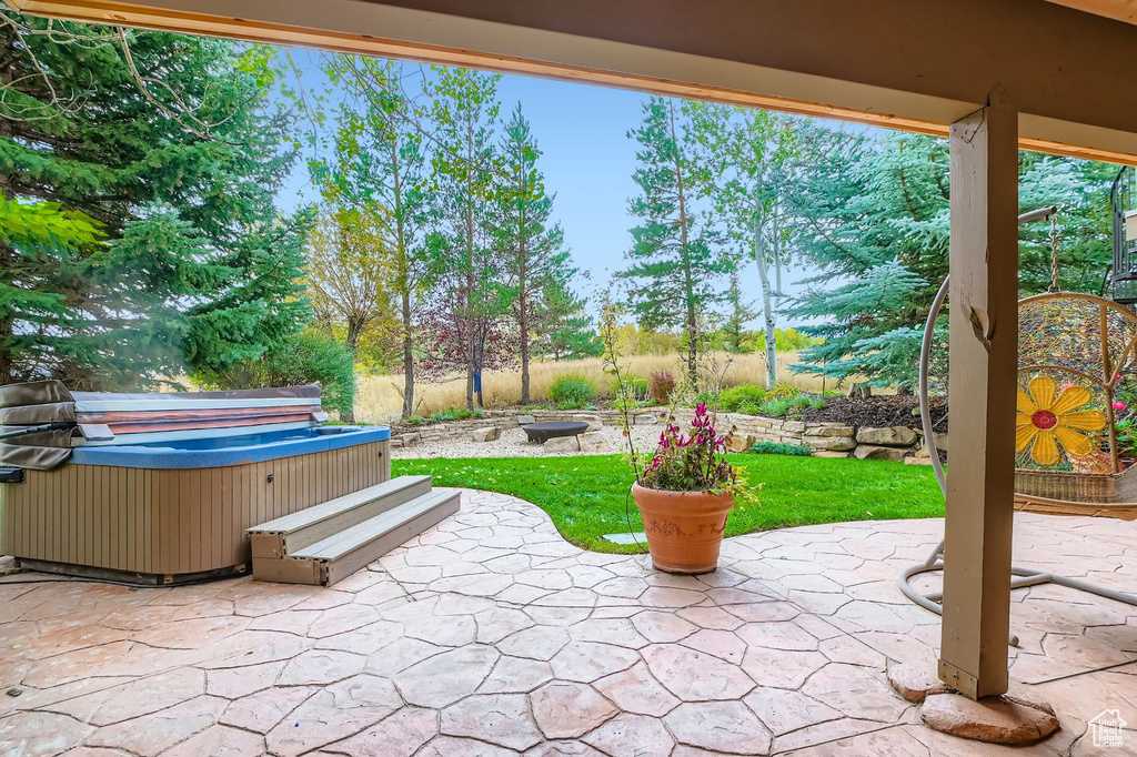 Photo 5 for MLS #2116163 at 1921 Roffe Rd