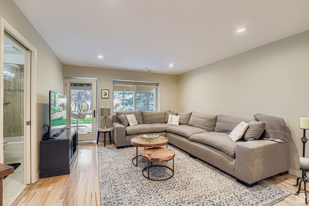 Photo 19 for MLS #2116163 at 1921 Roffe Rd