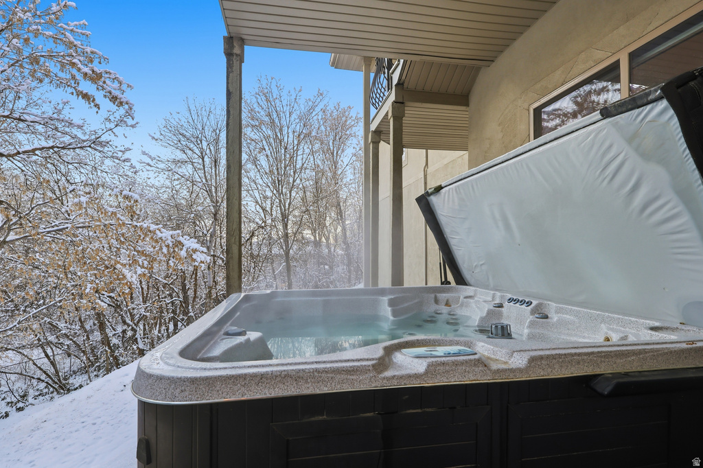 1284 E CANYON CREEK DR Bountiful, UT 84010