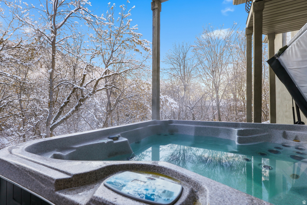 1284 E CANYON CREEK DR Bountiful, UT 84010