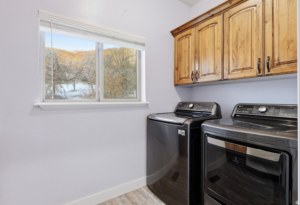 1284 E CANYON CREEK DR Bountiful, UT 84010