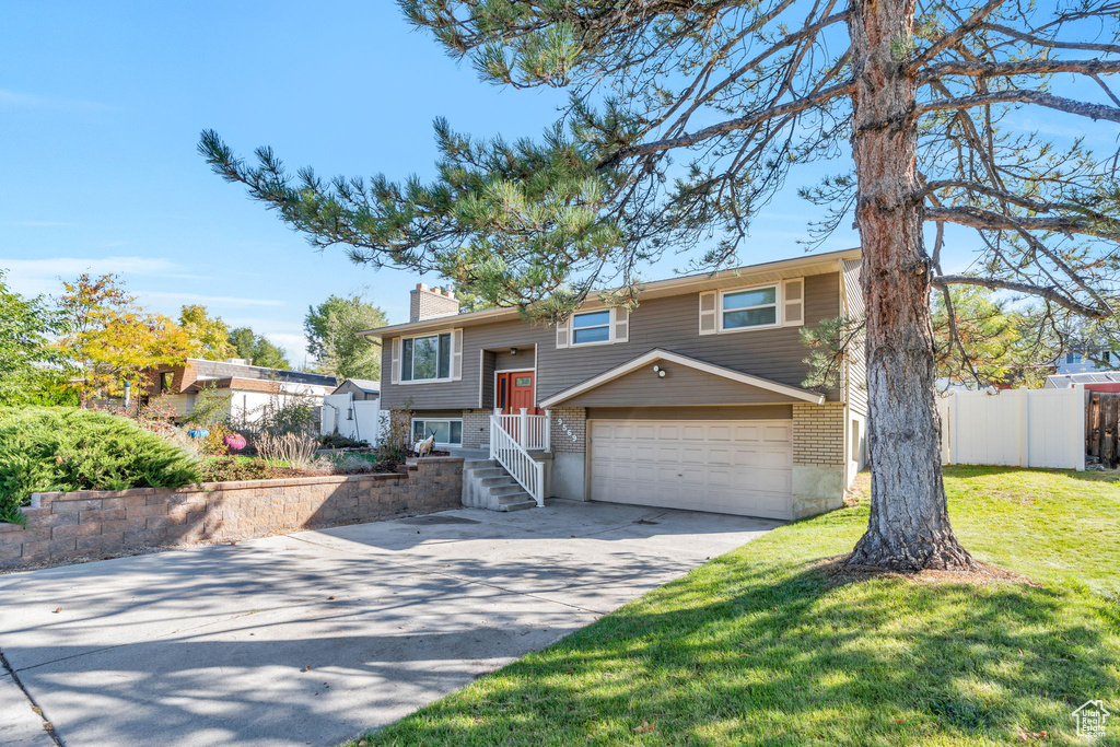 Photo 3 for MLS #2116176 at 9569 S Flint Dr