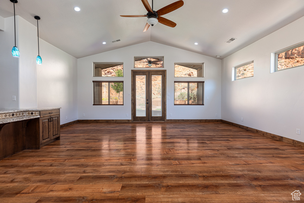 Photo 33 for MLS #2116179 at 493 E Donner Cir