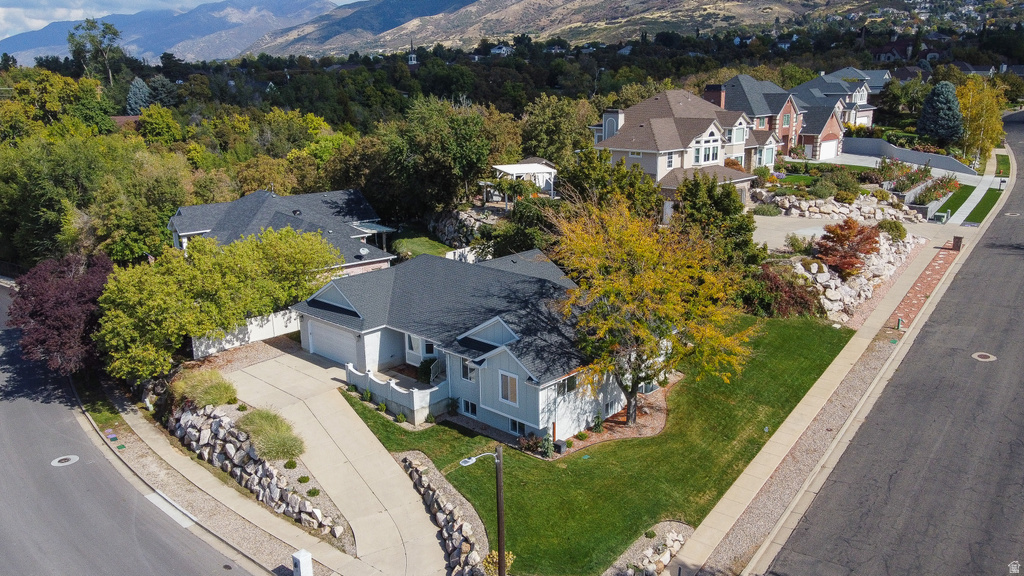 1306 N THORNFIELD RD Kaysville, UT 84037
