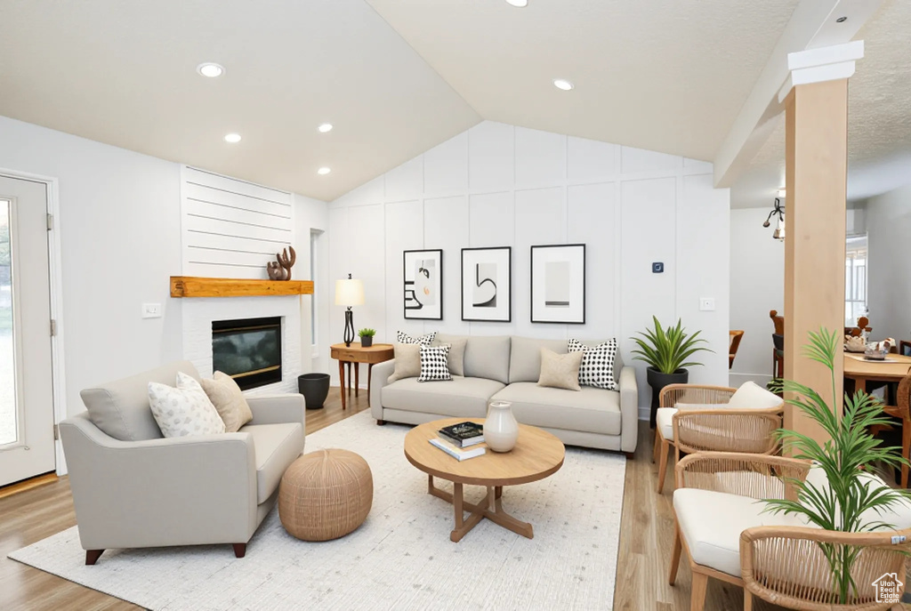 Photo 8 for MLS #2116180 at 1306 N Thornfield Rd