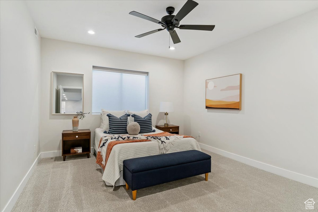 71 S HARVS LN Kaysville, UT 84037