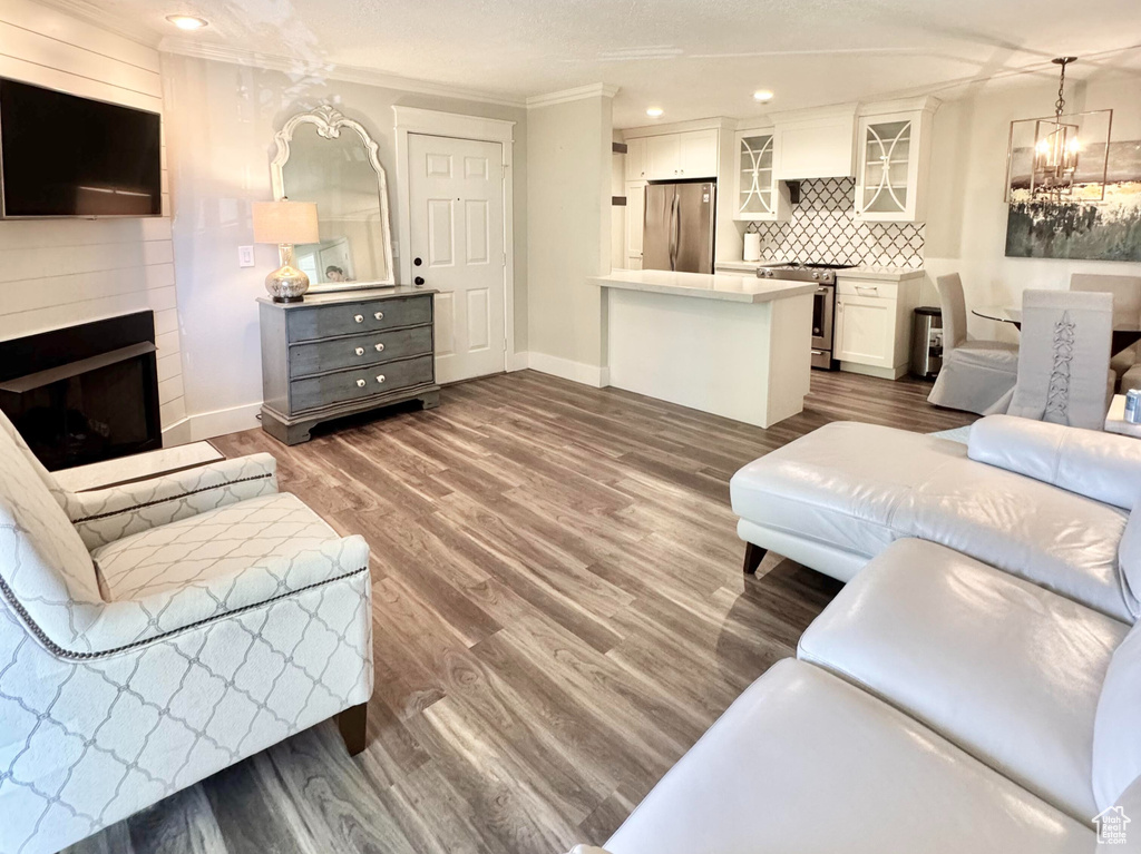 Photo 4 for MLS #2116185 at 2095 S Main St #23