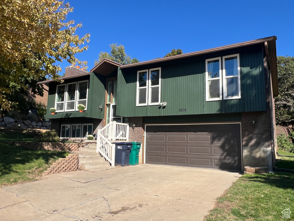 Photo 11 for MLS #2116186 at 3606 N 2775 East