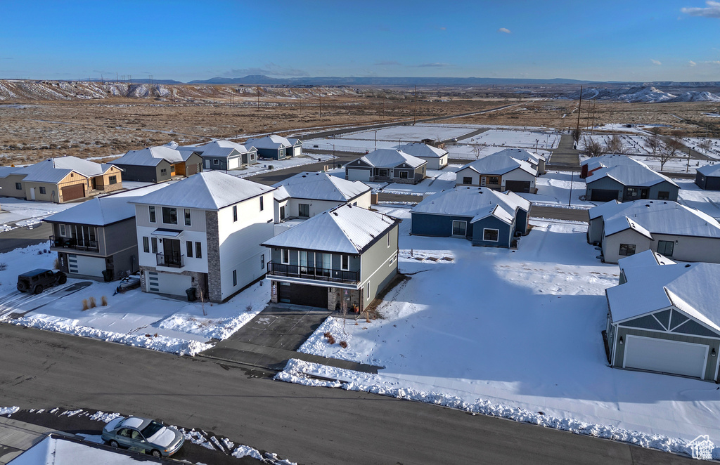 Photo 3 for MLS #2116189 at 1860 E 880 North