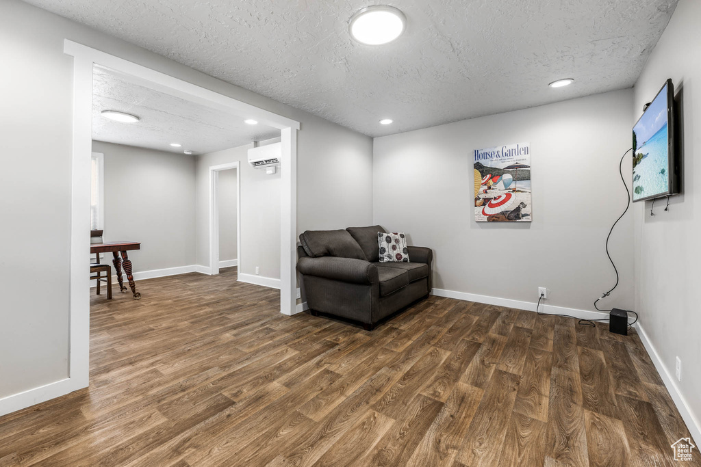 Photo 15 for MLS #2116191 at 264 E Southgate Ave
