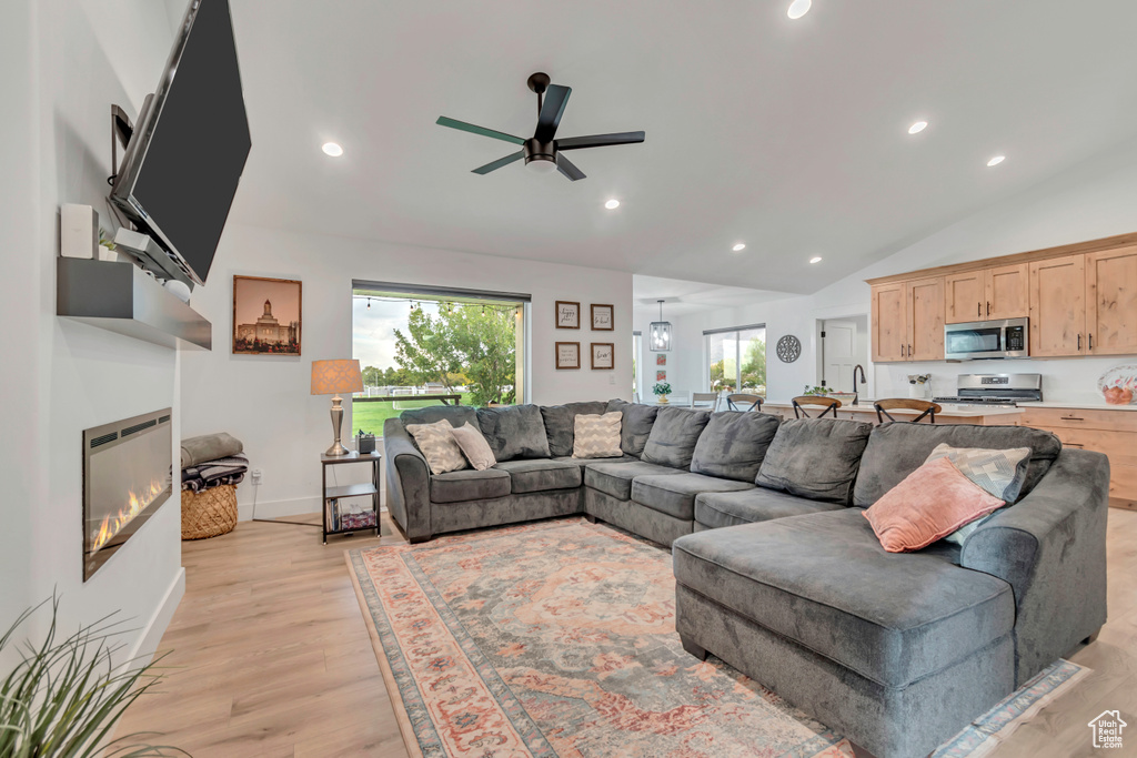 255 E VENTURA BLVD Stansbury Park, UT 84074