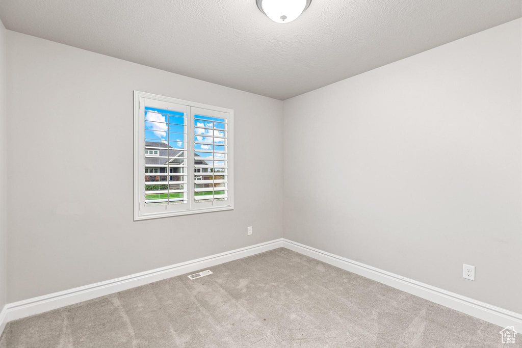 Photo 13 for MLS #2116194 at 3158 S 2985 West