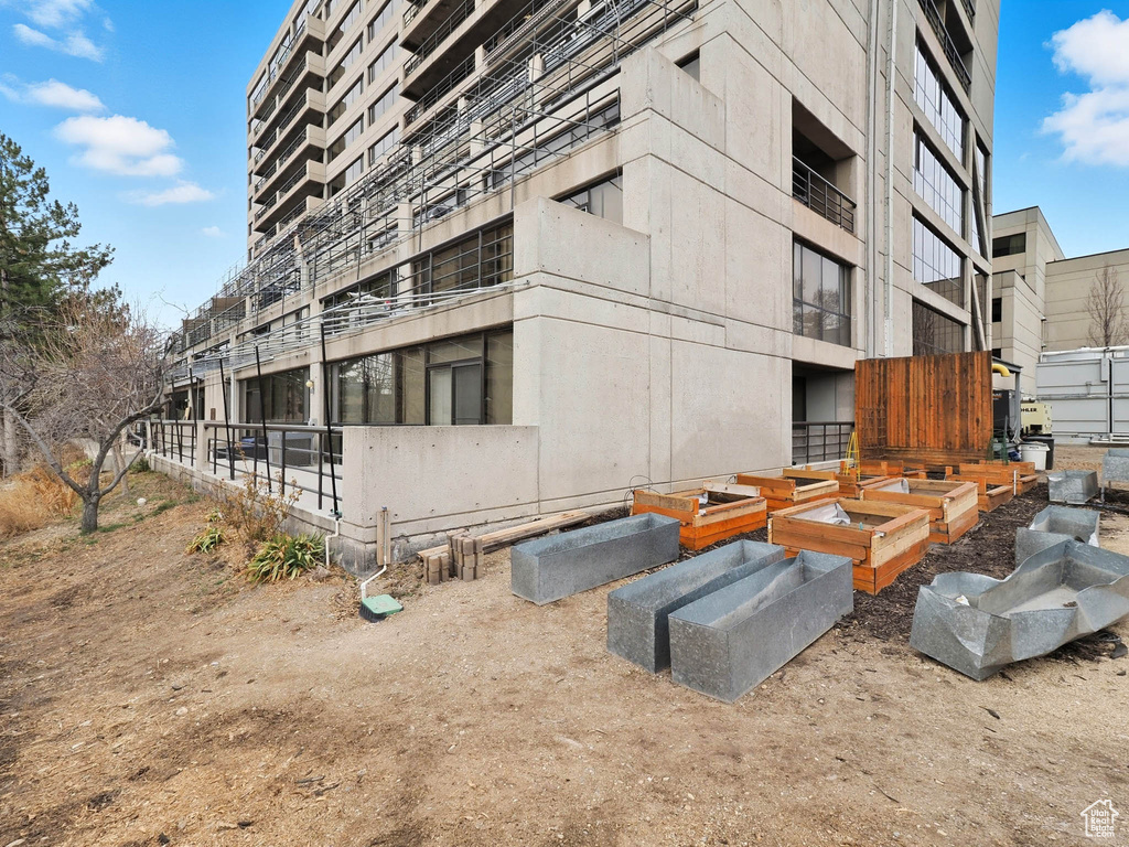 560 E SOUTH TEMPLE #C101 Salt Lake City, UT 84102