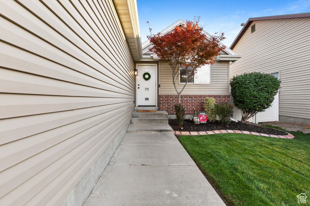 291 W BUBBLING BROOK LN Draper, UT 84020