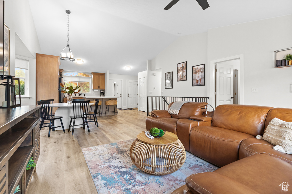 291 W BUBBLING BROOK LN Draper, UT 84020