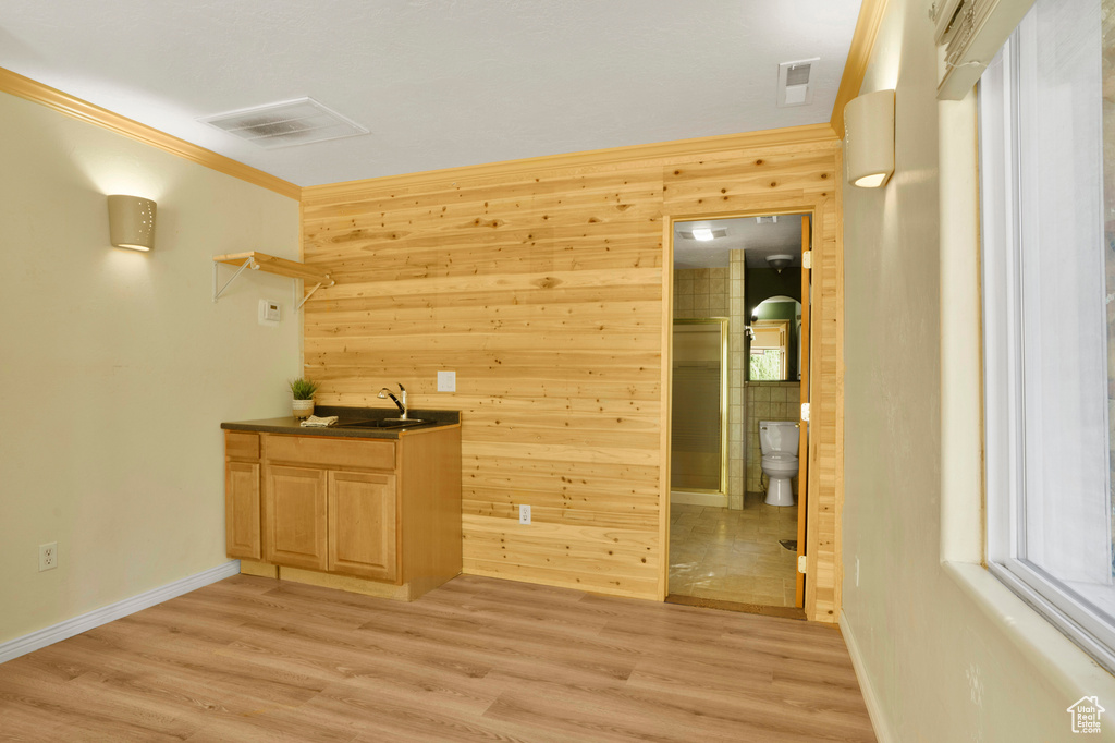 Photo 15 for MLS #2116201 at 336 E Main St