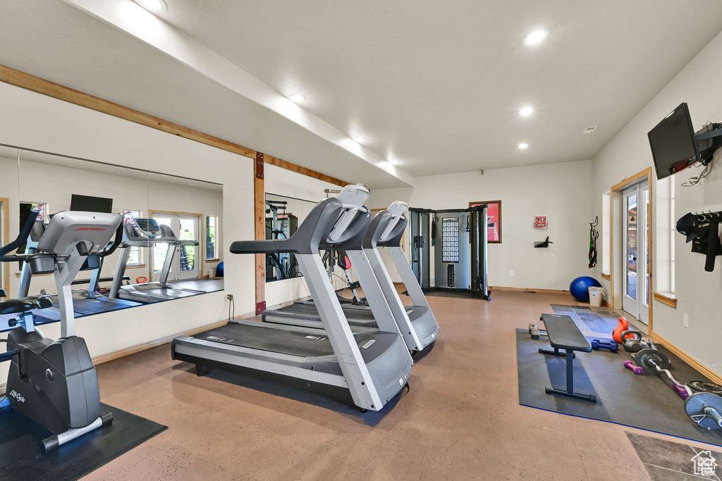 Photo 21 for MLS #2116206 at 5060 Lakeview Dr #1105