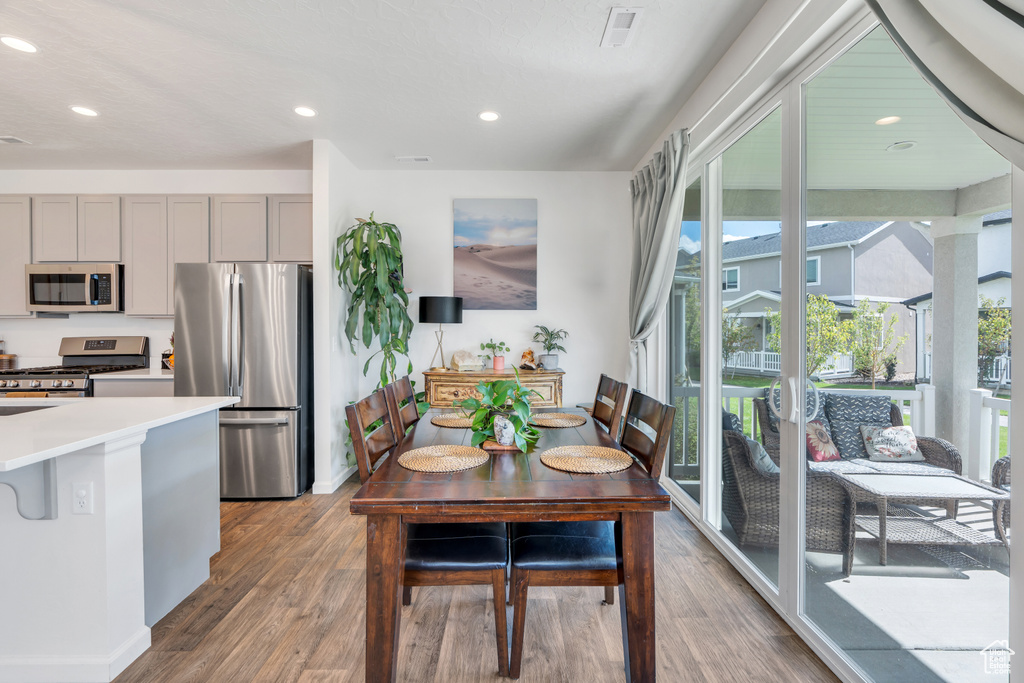 Photo 4 for MLS #2116212 at 1525 W 300 North