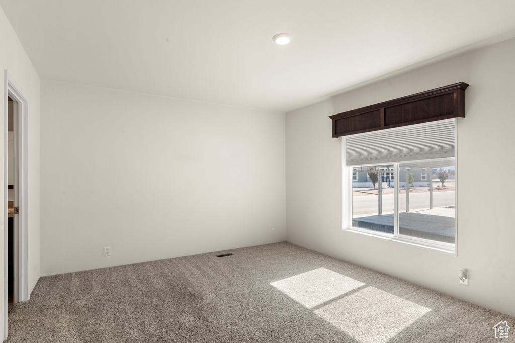 Photo 15 for MLS #2116216 at 1700 W 2700 North #5