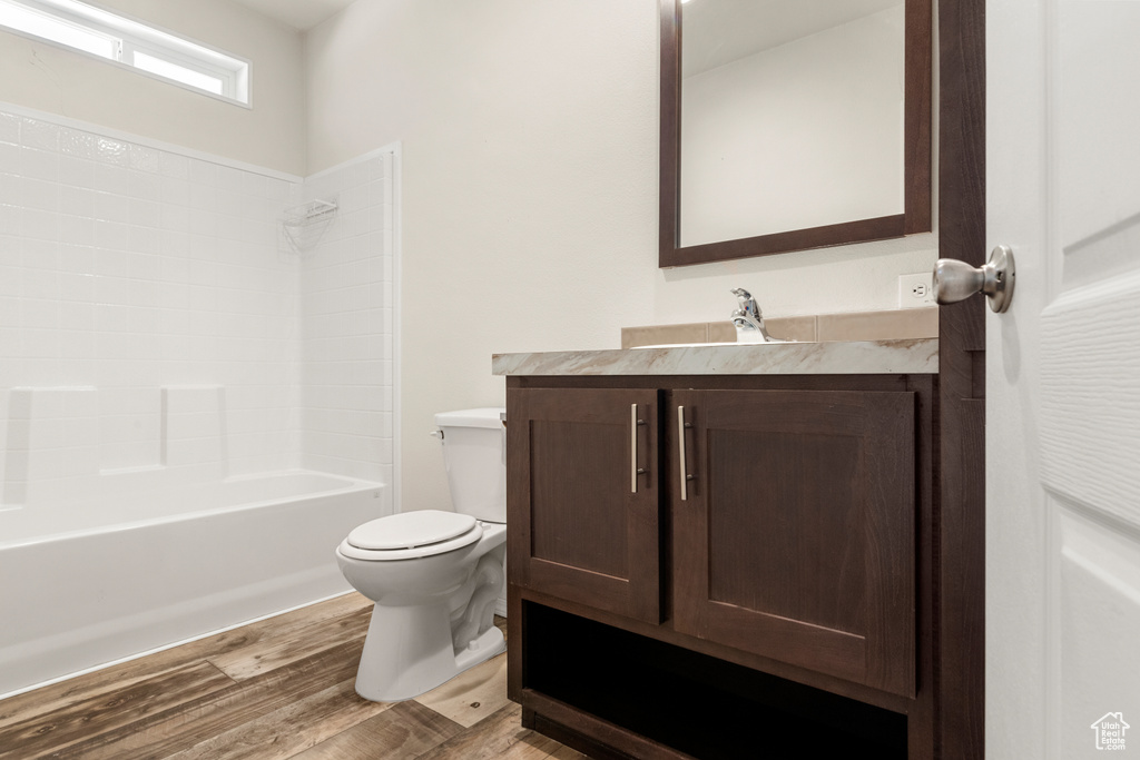 Photo 19 for MLS #2116216 at 1700 W 2700 North #5
