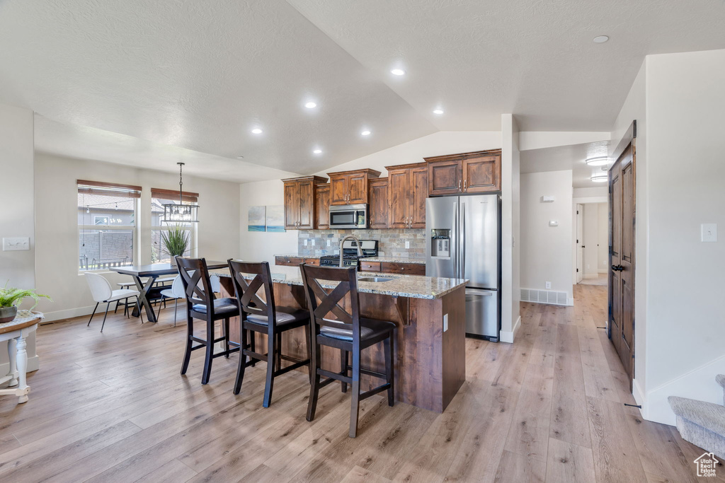 Photo 10 for MLS #2116218 at 764 N Burke Ln
