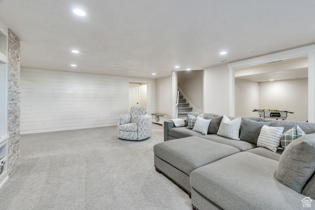 Photo 30 for MLS #2116218 at 764 N Burke Ln