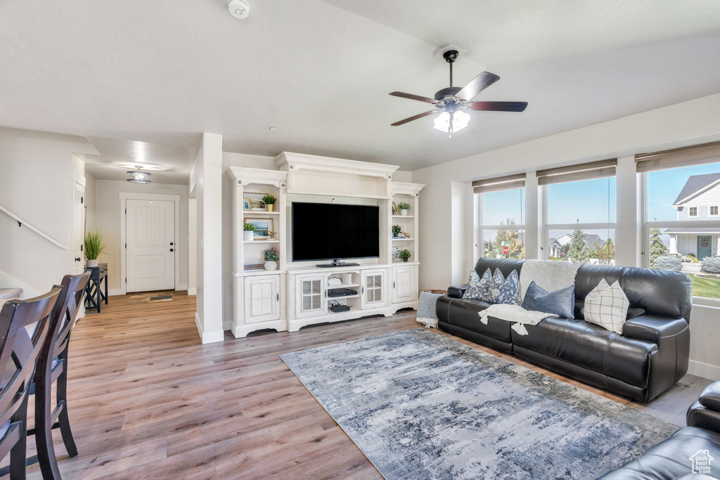 Photo 9 for MLS #2116218 at 764 N Burke Ln
