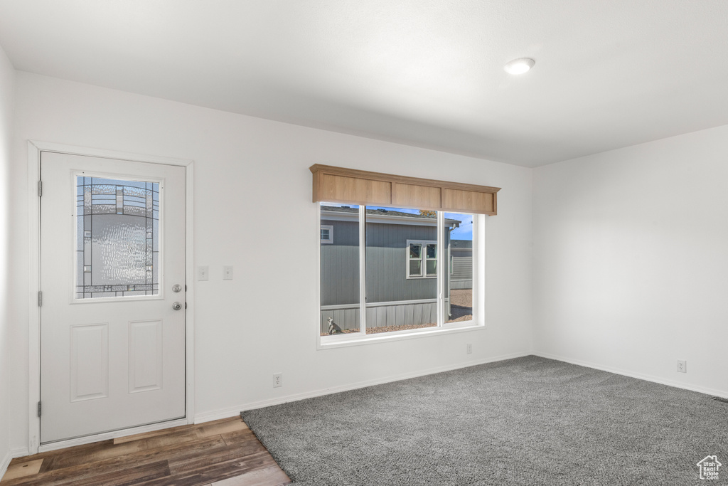 Photo 7 for MLS #2116223 at 1700 W 2700 North #84