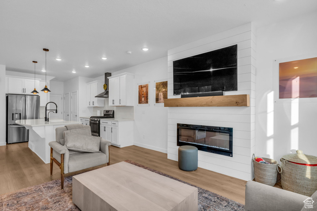 Photo 6 for MLS #2116224 at 4421 W 2600 North