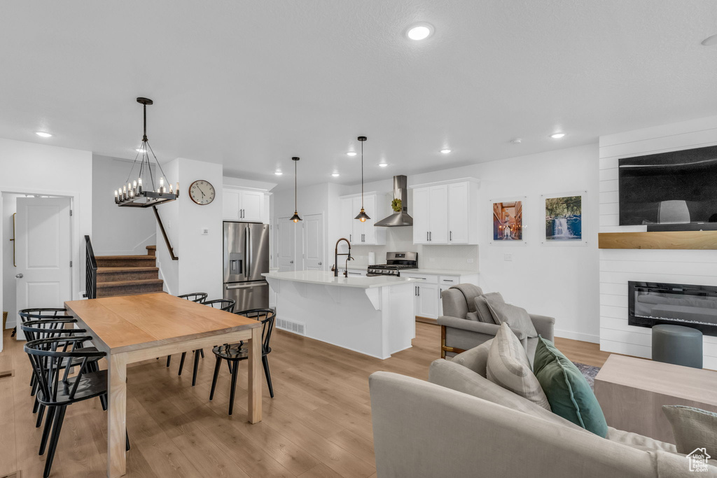 Photo 12 for MLS #2116224 at 4421 W 2600 North