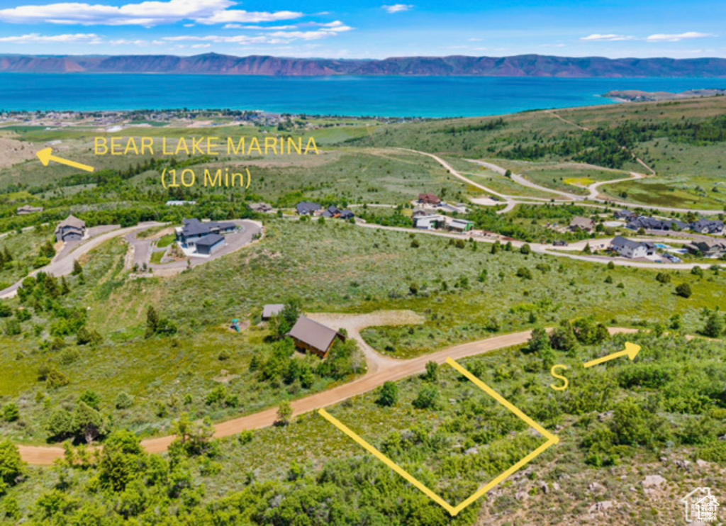 861  LAKEVIEW DR Garden City, UT 84028